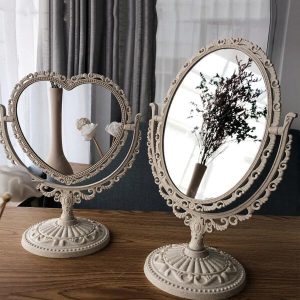 1pc Double-Sided Vintage Style Makeup Mirror, Decorative Heart Shape Vanity Mirror For Tabletop Beige